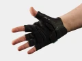 CircuitTwinGelGlove_37097_G_Alt1.webp