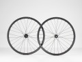 Koło przednie Bontrager Line Pro 30 27,5 Disc, 110 mm, czarne